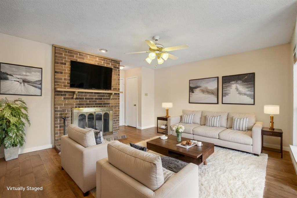 1301 Memory Lane 4910