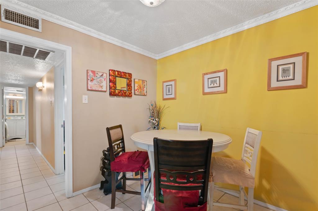 5082 Matilda Street 220