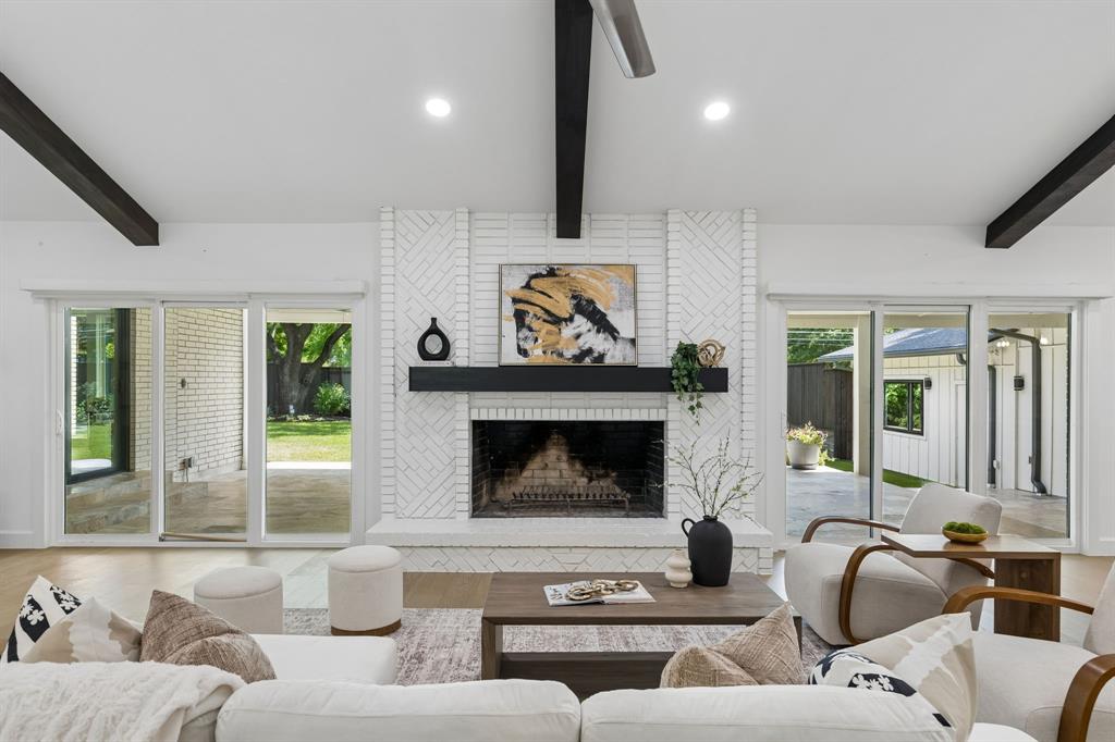 7424 Stonecrest Drive