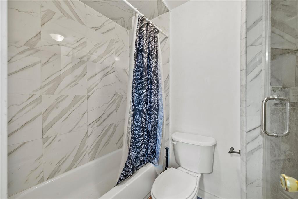 Royal Highlands - Residential