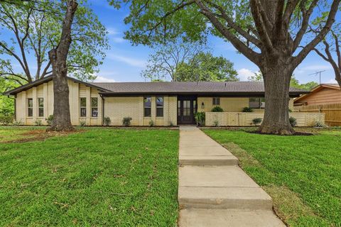 4201 Dawn Drive Benbrook TX 76116