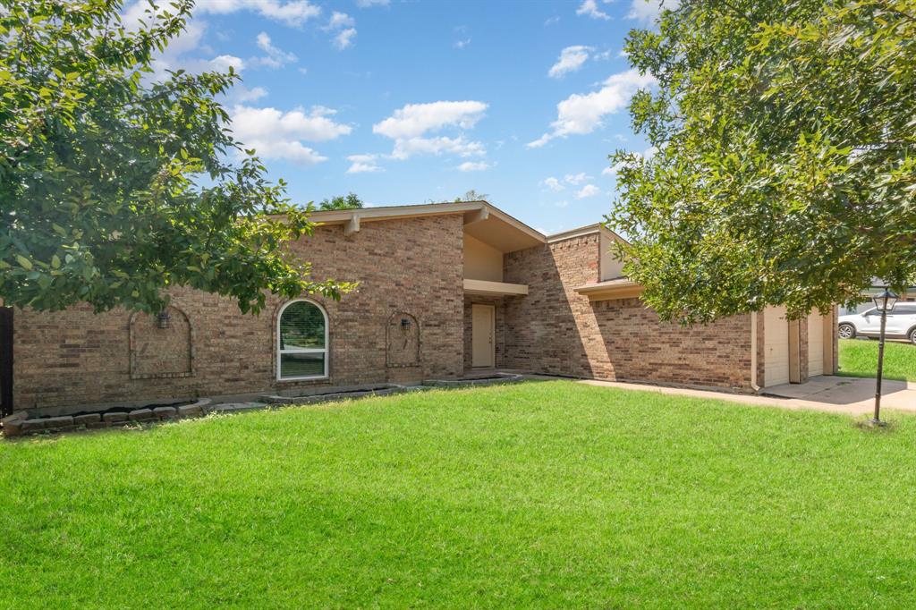421 Cavender Court