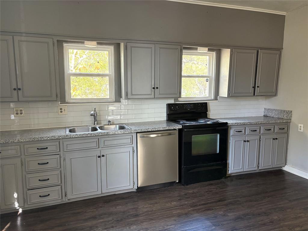 Laynes Add - Residential Lease