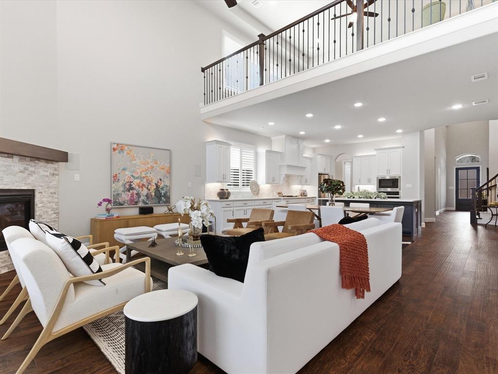 Castle Hills - Ph - Residential