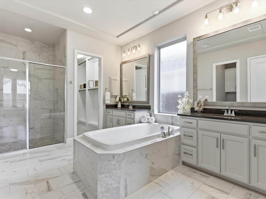 Castle Hills - Ph - Residential