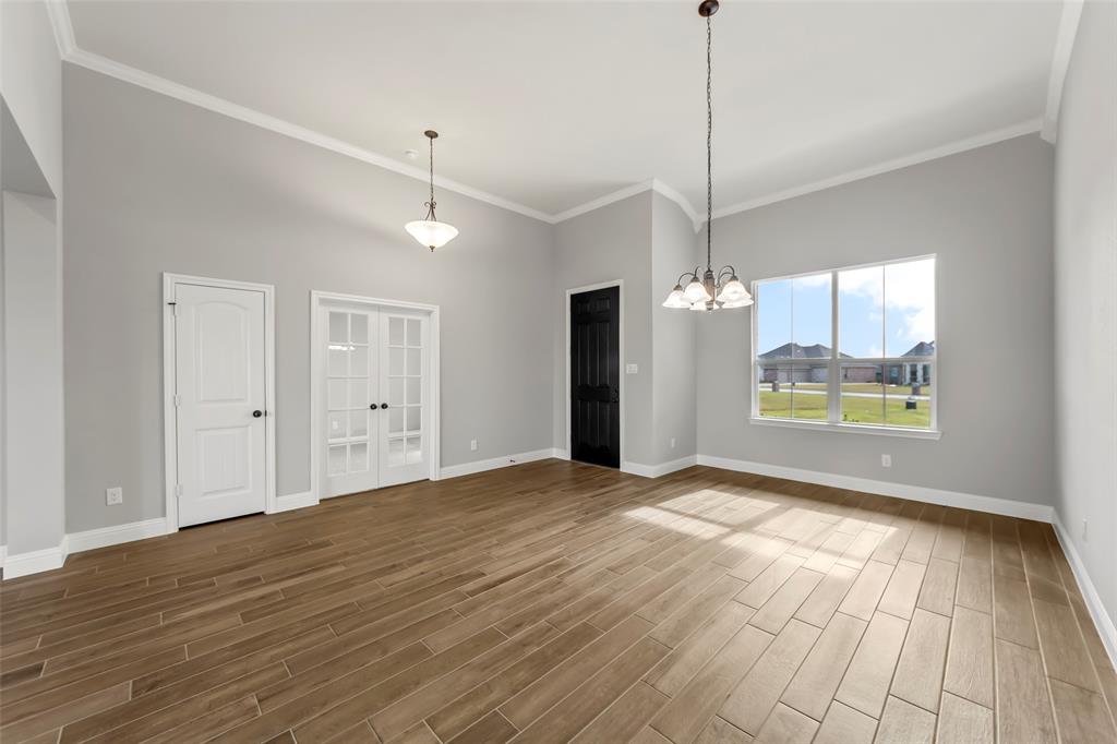 2078 MEADOWBROOK Lane