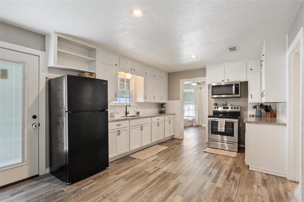 La Vega Park Ac Annex - Residential