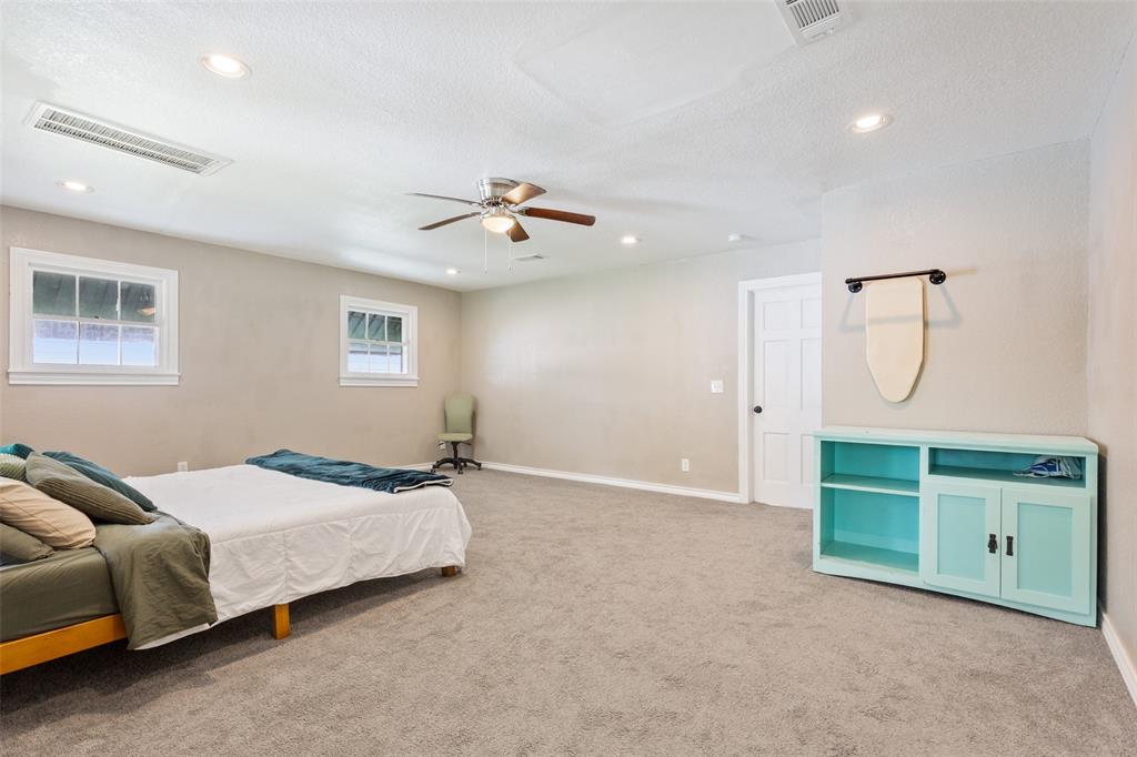 La Vega Park Ac Annex - Residential