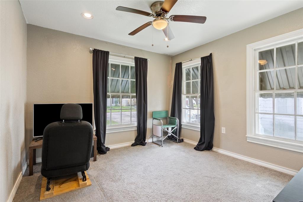 La Vega Park Ac Annex - Residential