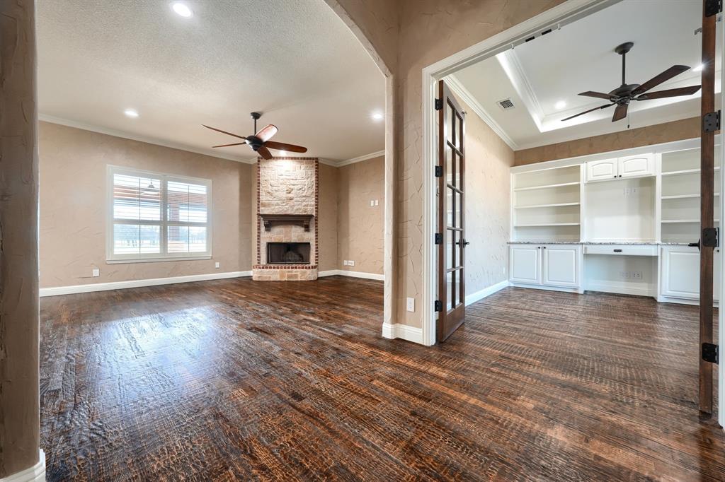 Deer Crossing - Residential