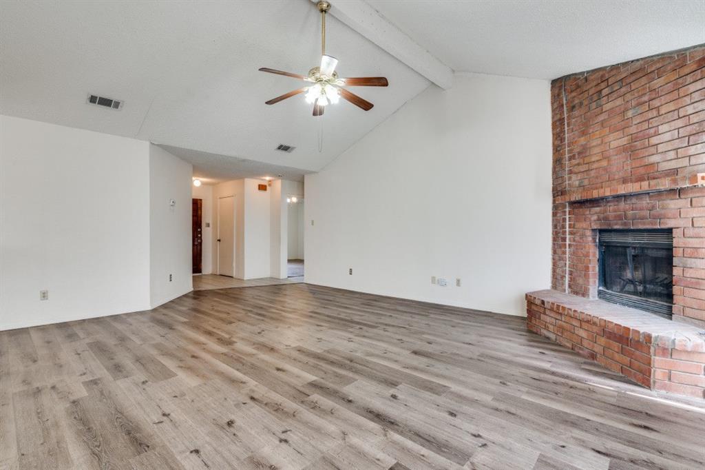 3313 Willowglen Drive