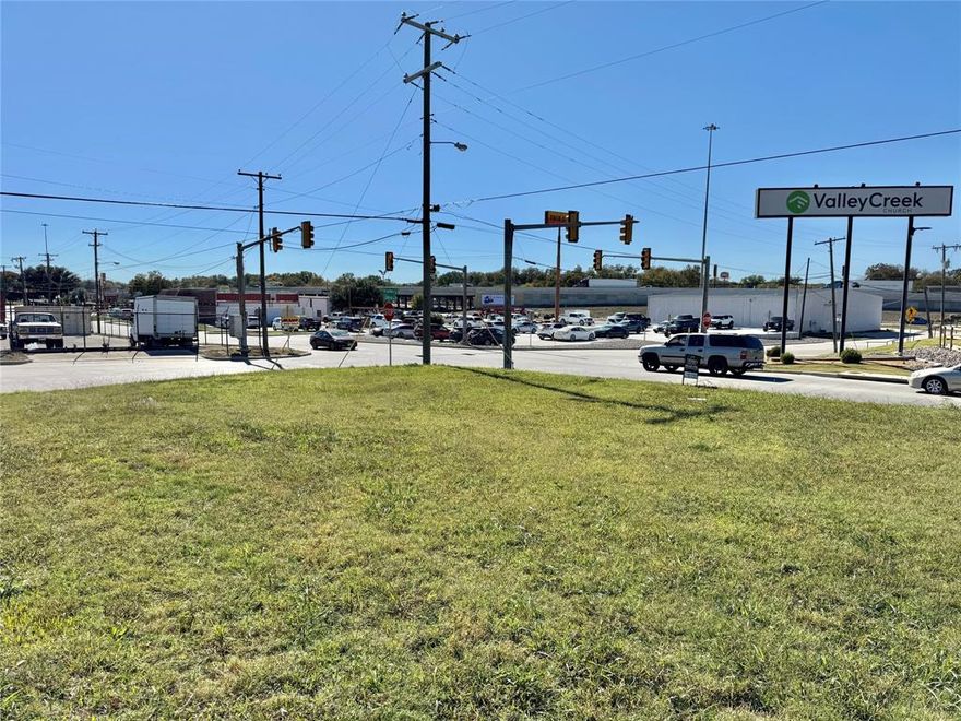 Located just one block northeast of the intersection of California Street and I-35, this highly visible hard-corner lot offers an exceptional opportunity for your next business venture. With a 50x100 footprint and easy access from major thoroughfares, this site provides excellent exposure to both local and highway traffic. The lot’s ideal location places it near Gainesville’s main commercial corridor, surrounded by established businesses, restaurants, and retail activity. Whether you’re looking to build a small office, retail storefront, or service business, this property offers the visibility and convenience to help your business thrive.