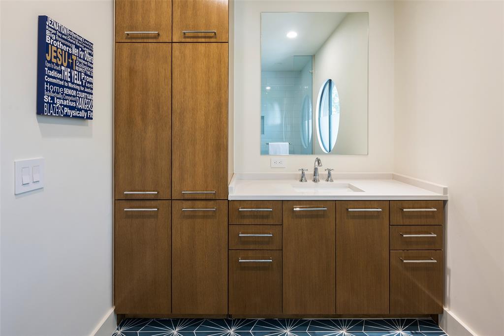 Northaven Manor - Residential