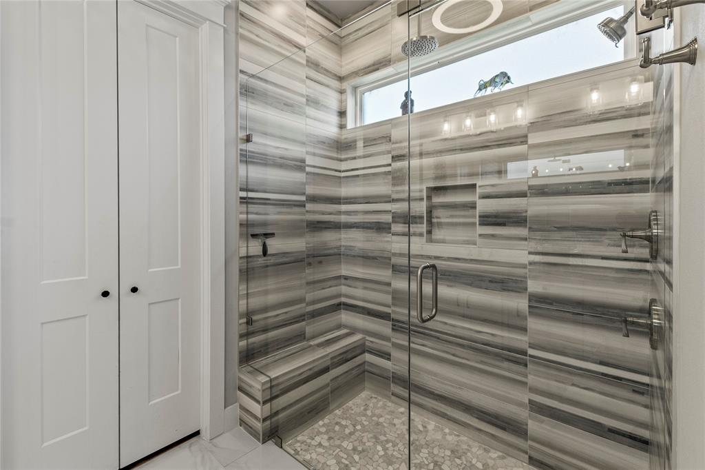 Pinnacle Club - Residential