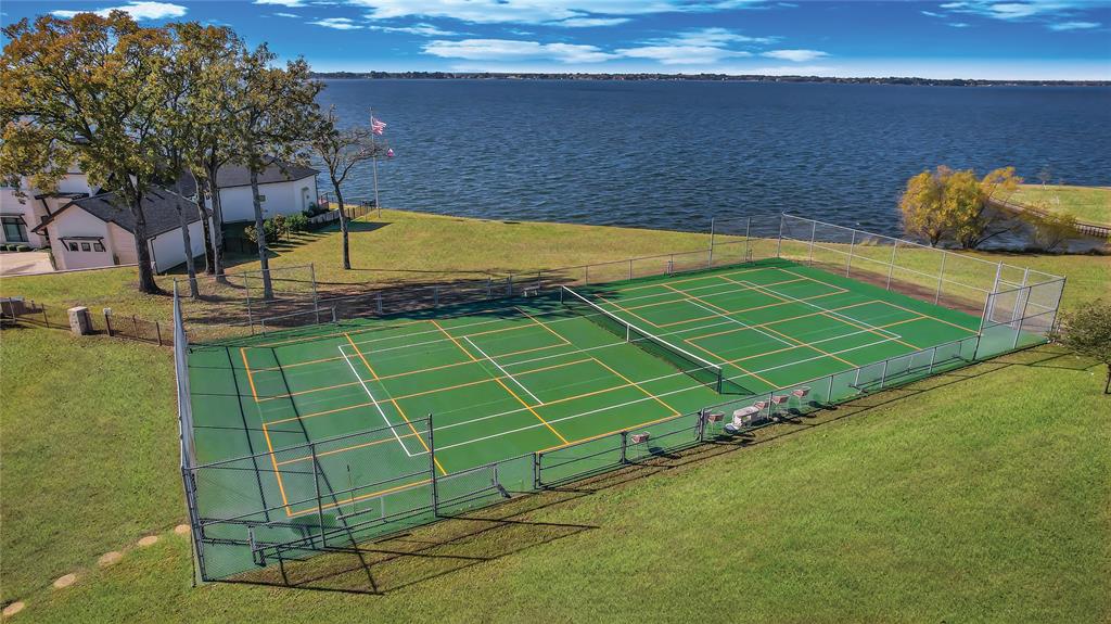 Pinnacle Club - Residential