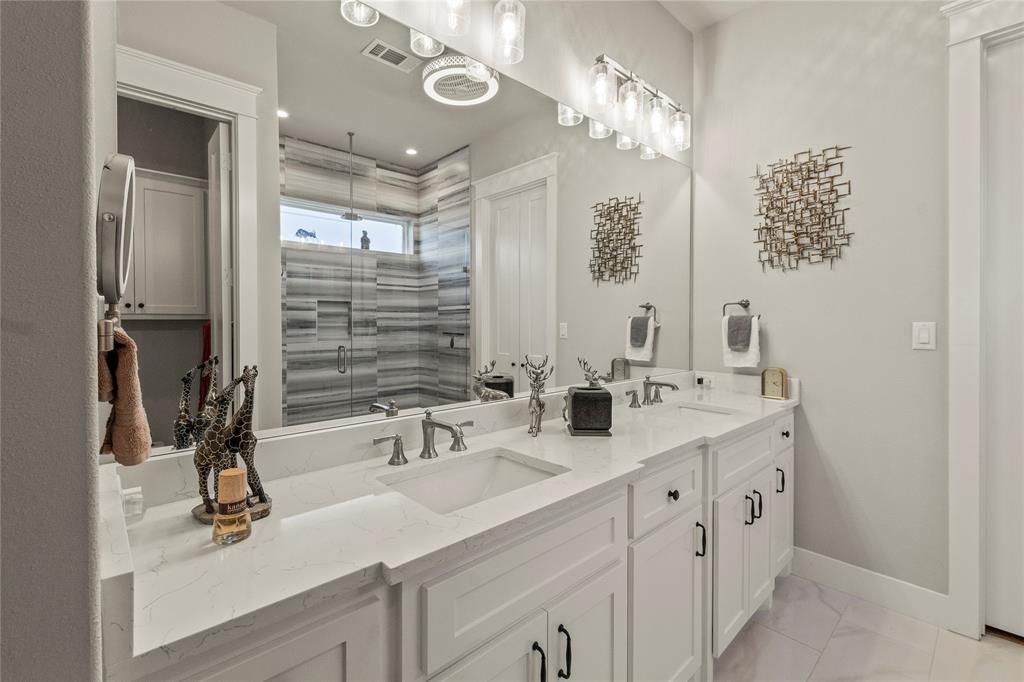 Pinnacle Club - Residential