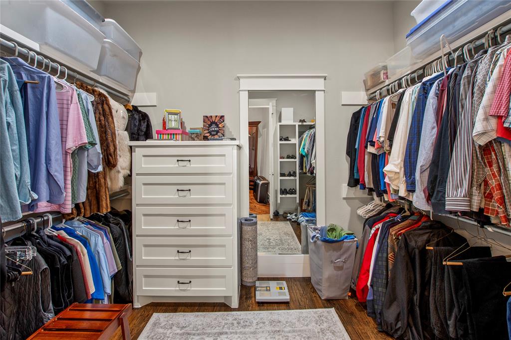 Pinnacle Club - Residential