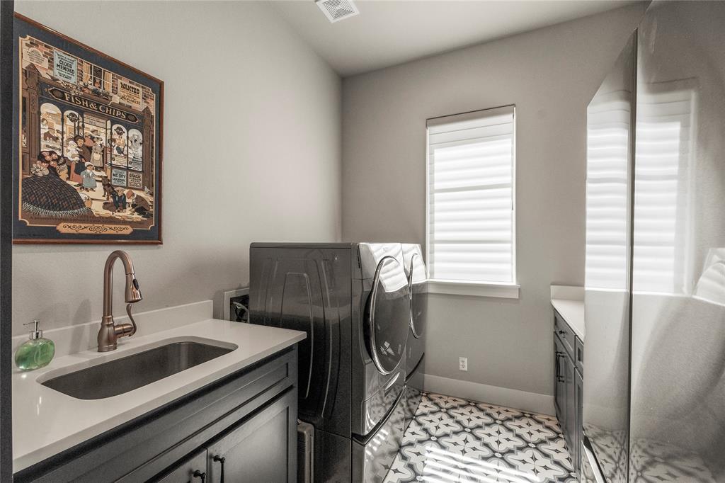 Pinnacle Club - Residential