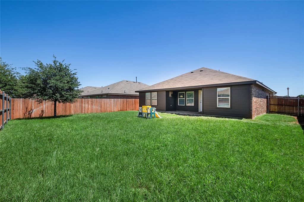 Crowley, Texas 76036, United States, 3 Bedrooms Bedrooms, ,2 BathroomsBathrooms,Residential,Active,204323