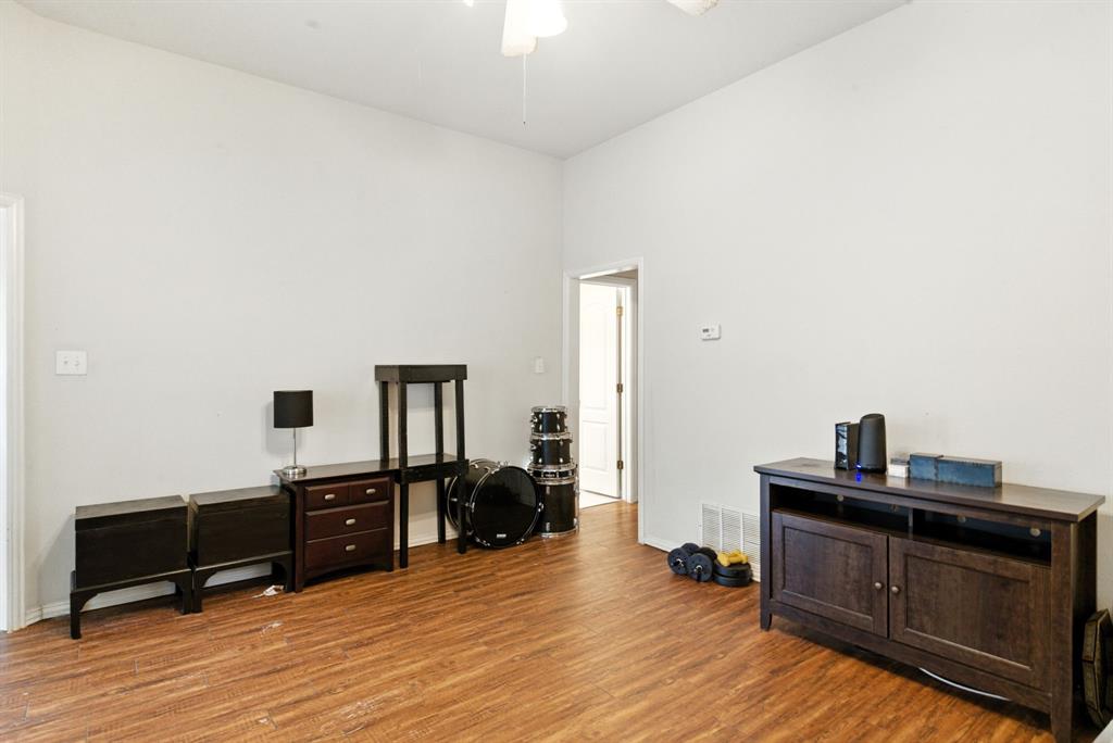749 Oak Park Drive