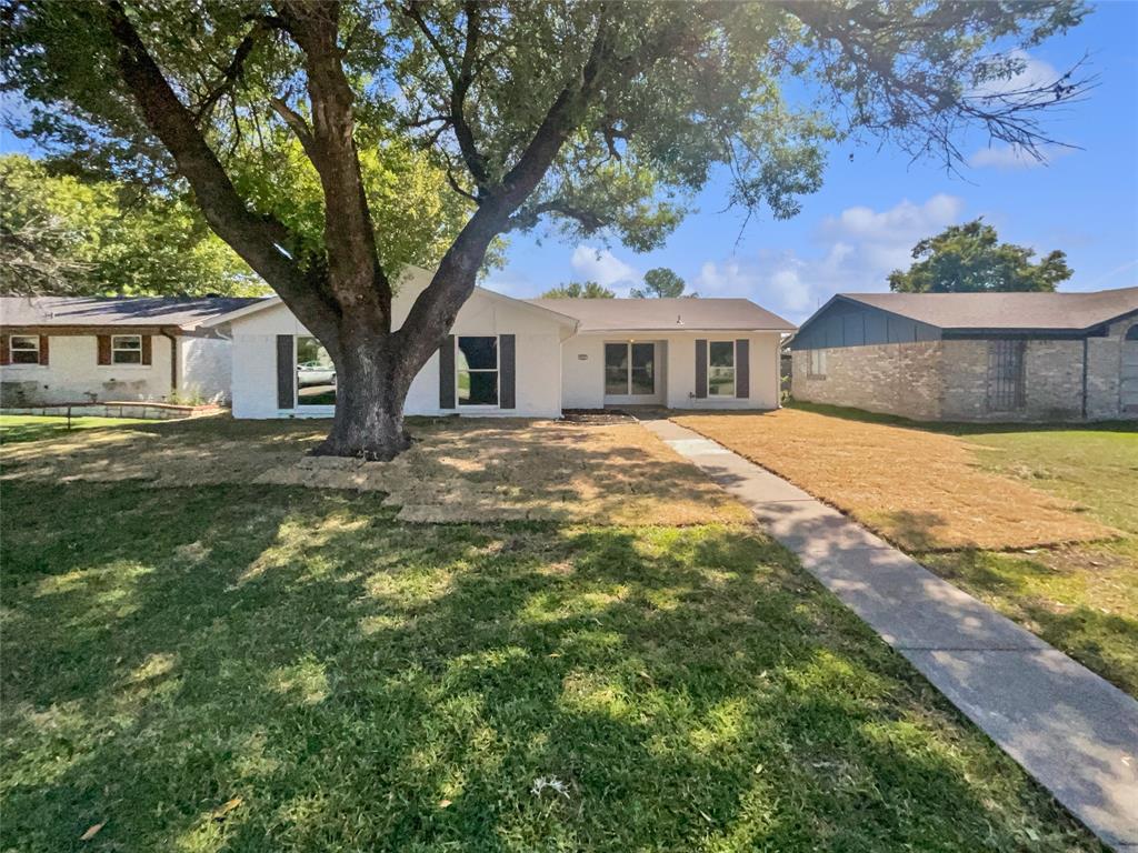 922 Laguna Drive