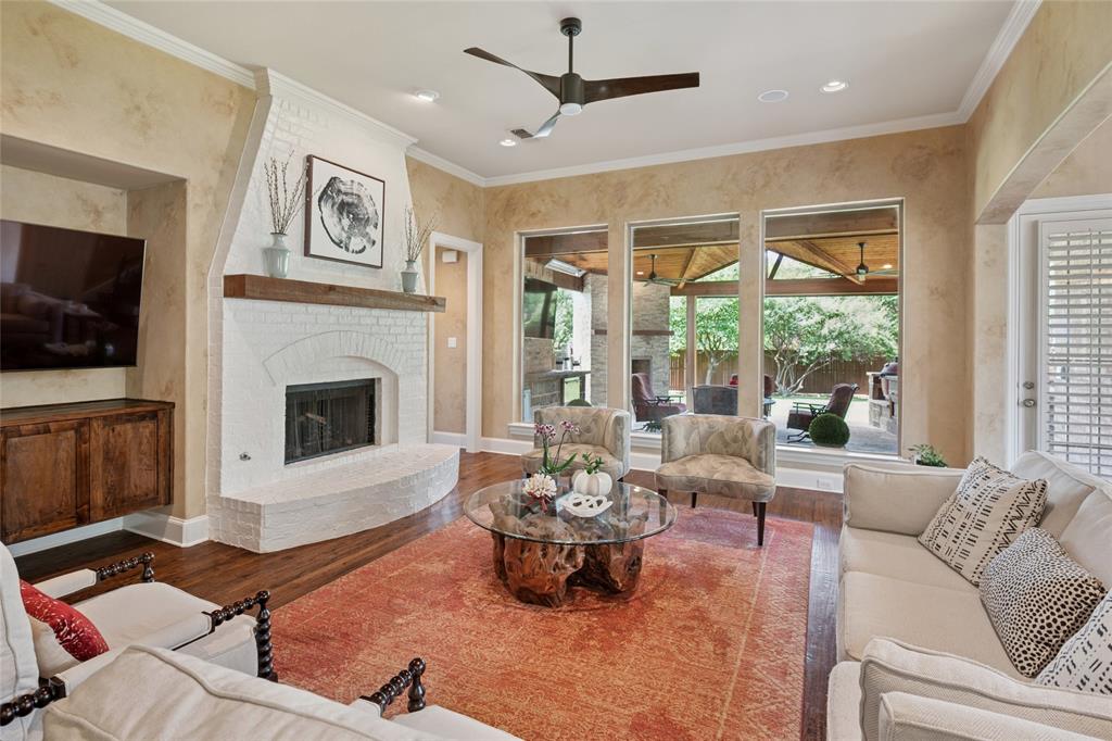 5179 Shoreline Drive
