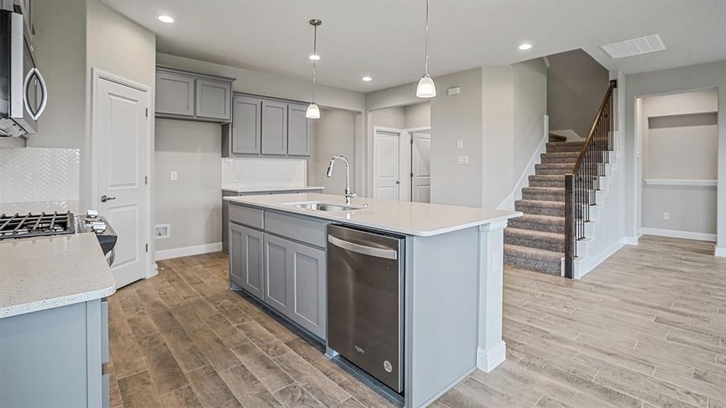 127 YUCCA Lane