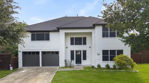 Photo of 2019 Water Fall Way, Wylie, TX 75098 (MLS # 21285434)