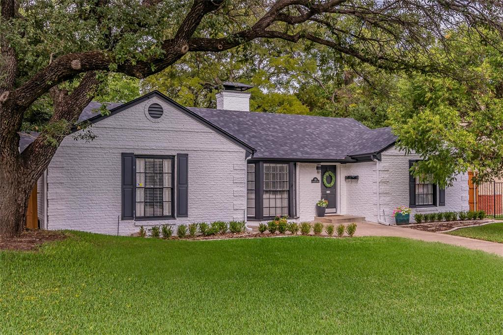 101 Lindenwood Drive