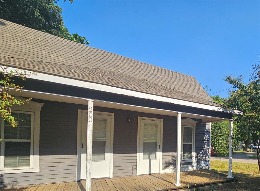 200 Trollinger Street