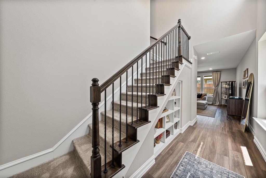 Minor Tennison Vlg Bucker Terrace - Residential