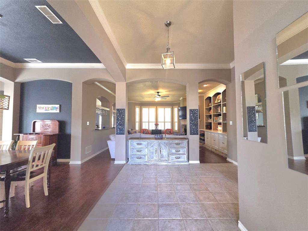 2079 Fair Oaks Circle