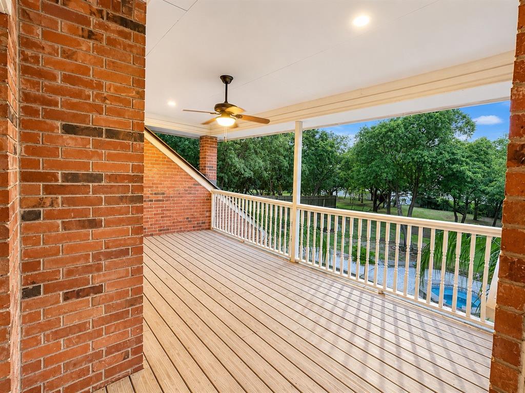 618 Oak Tree Cove