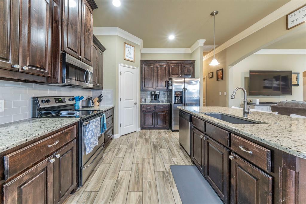 313 Donna Circle