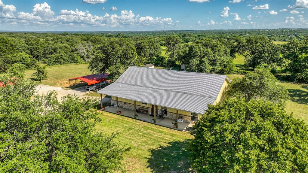 670 Loggins Trail