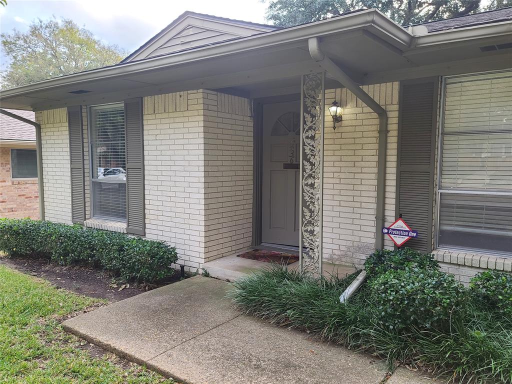 7434 Brentcove Circle