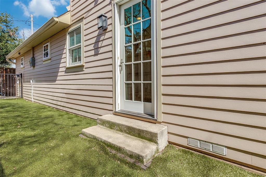 Country Club Estates - Residential