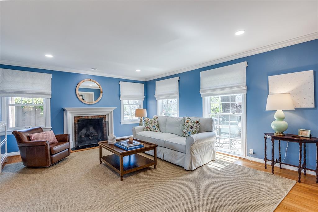 Country Club Estates - Residential