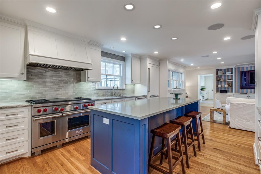 Country Club Estates - Residential