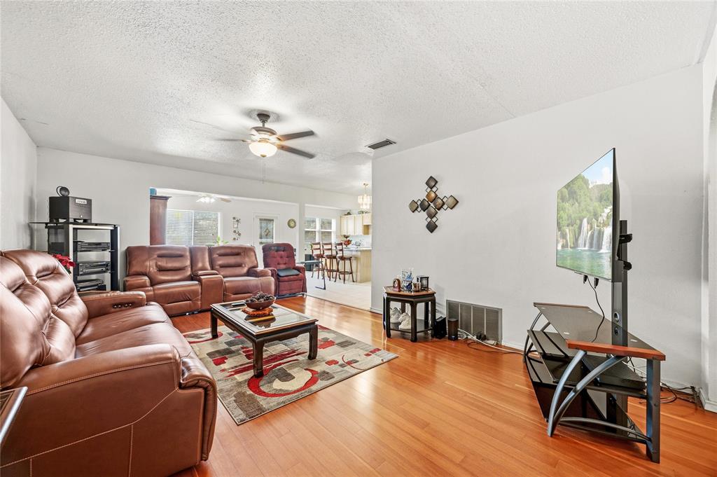 3348 Northwood Lane