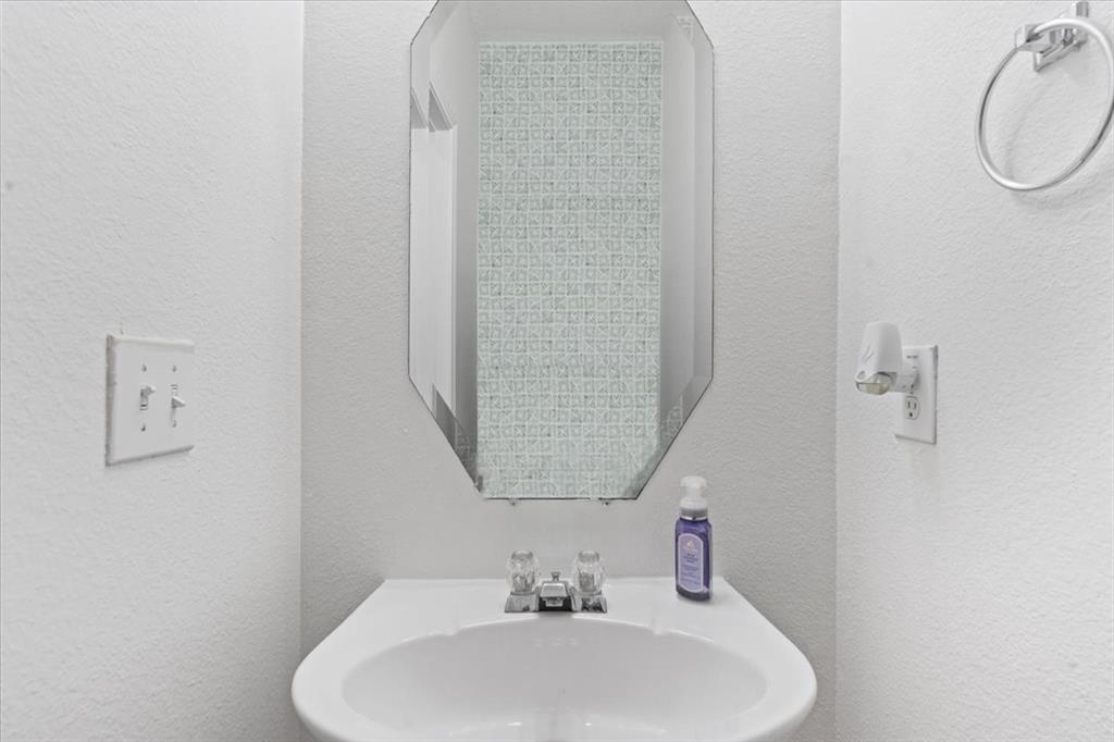 Lakebridge Estates Ph One - Residential Lease