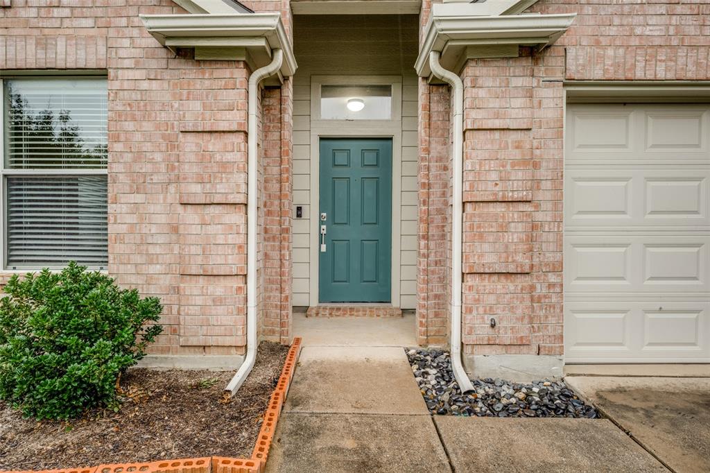 3901 Luck Hole Drive