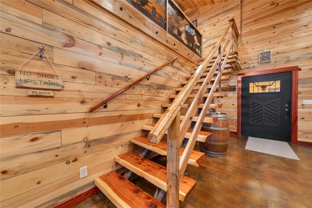 BROWN CO SCHOOL LAND - Residential