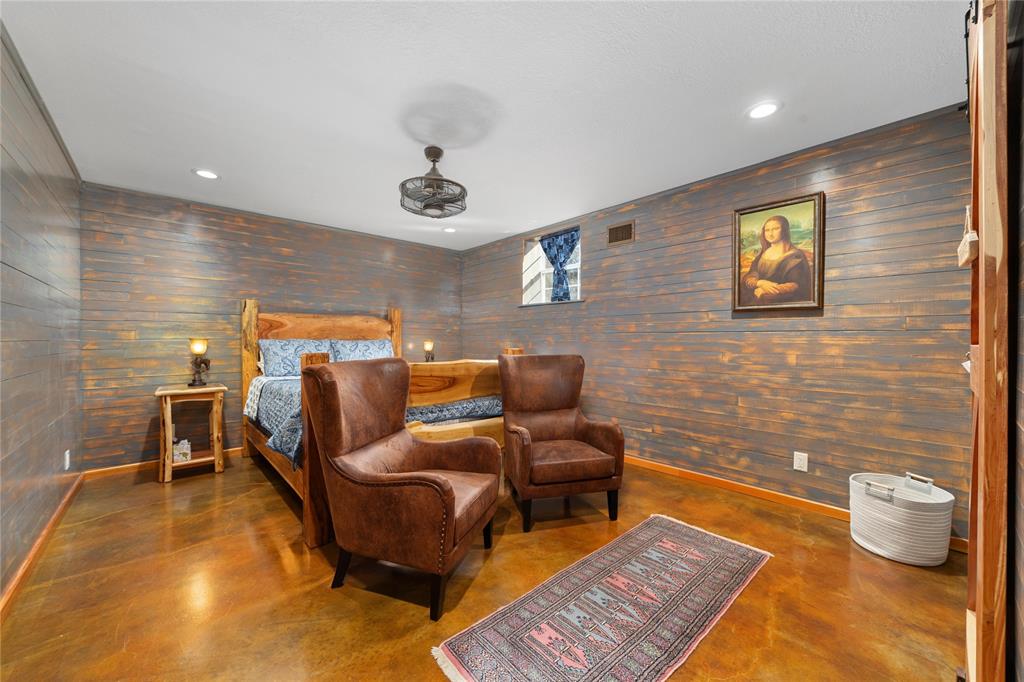 BROWN CO SCHOOL LAND - Residential