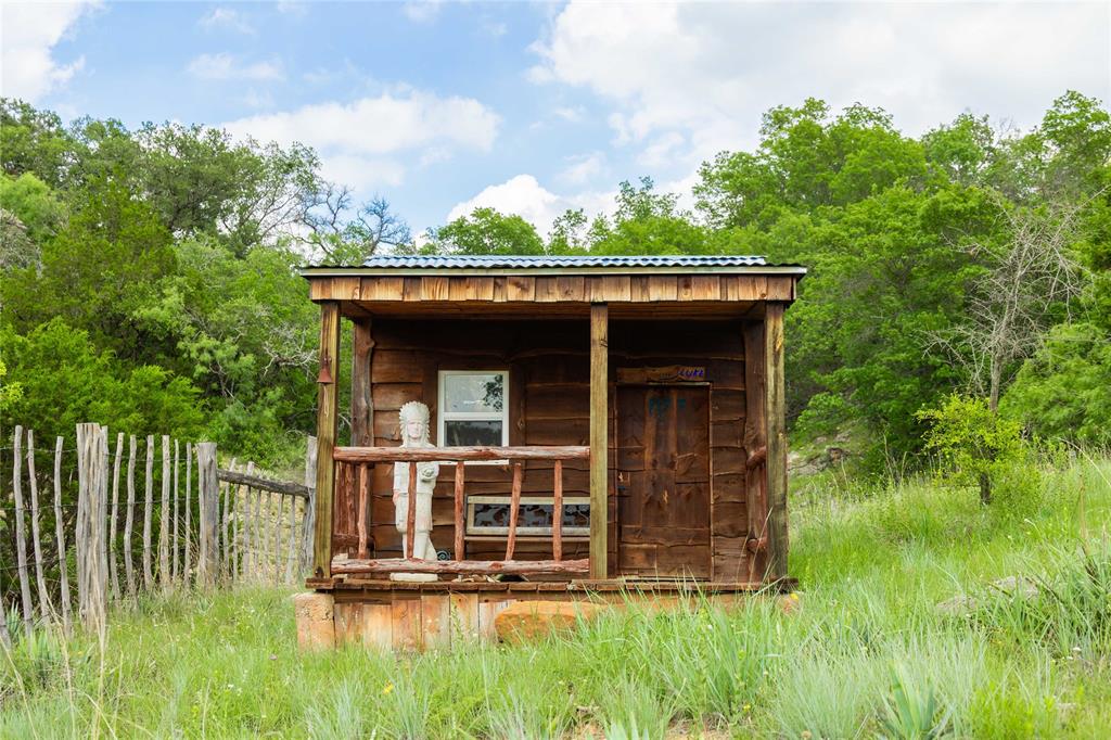 BROWN CO SCHOOL LAND - Residential