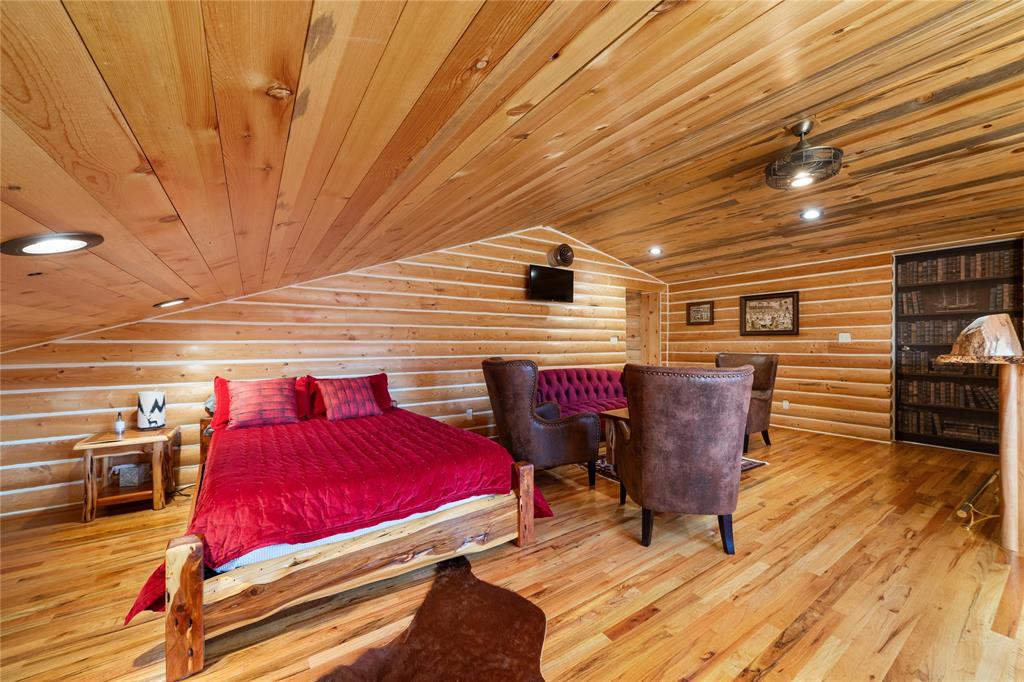 BROWN CO SCHOOL LAND - Residential