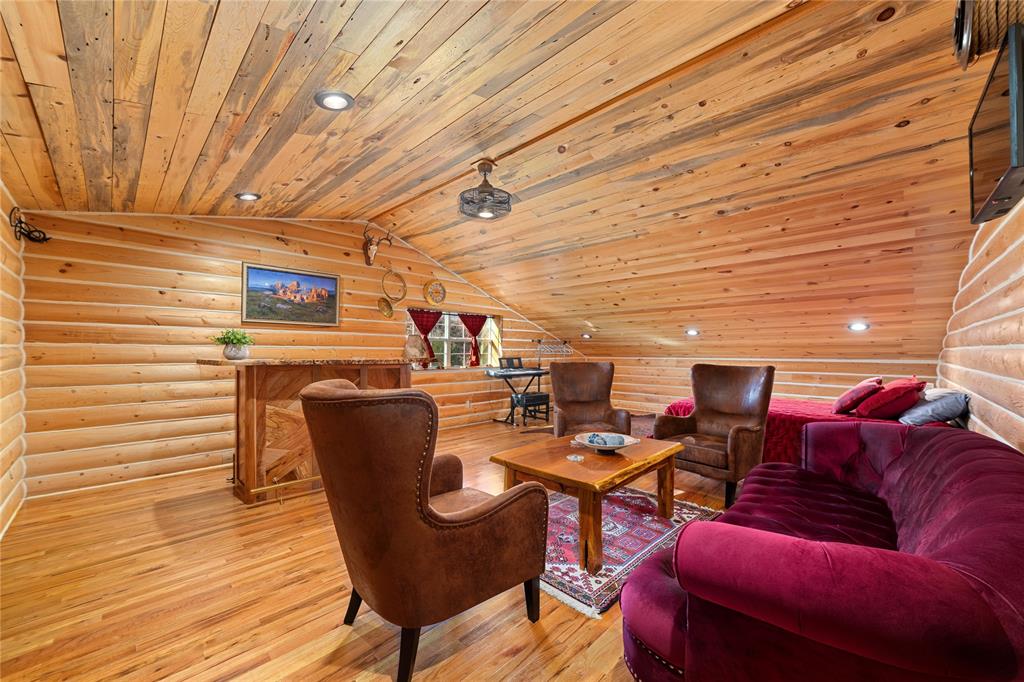 BROWN CO SCHOOL LAND - Residential