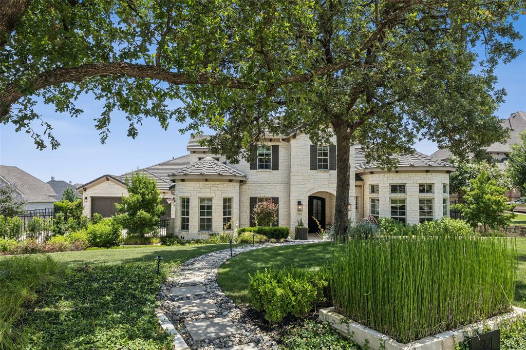 921 Hampton Manor Way