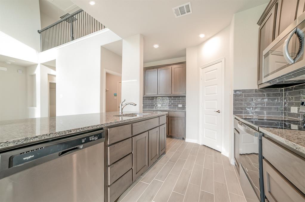 COURTS OF BONNIE BRAE - Residential