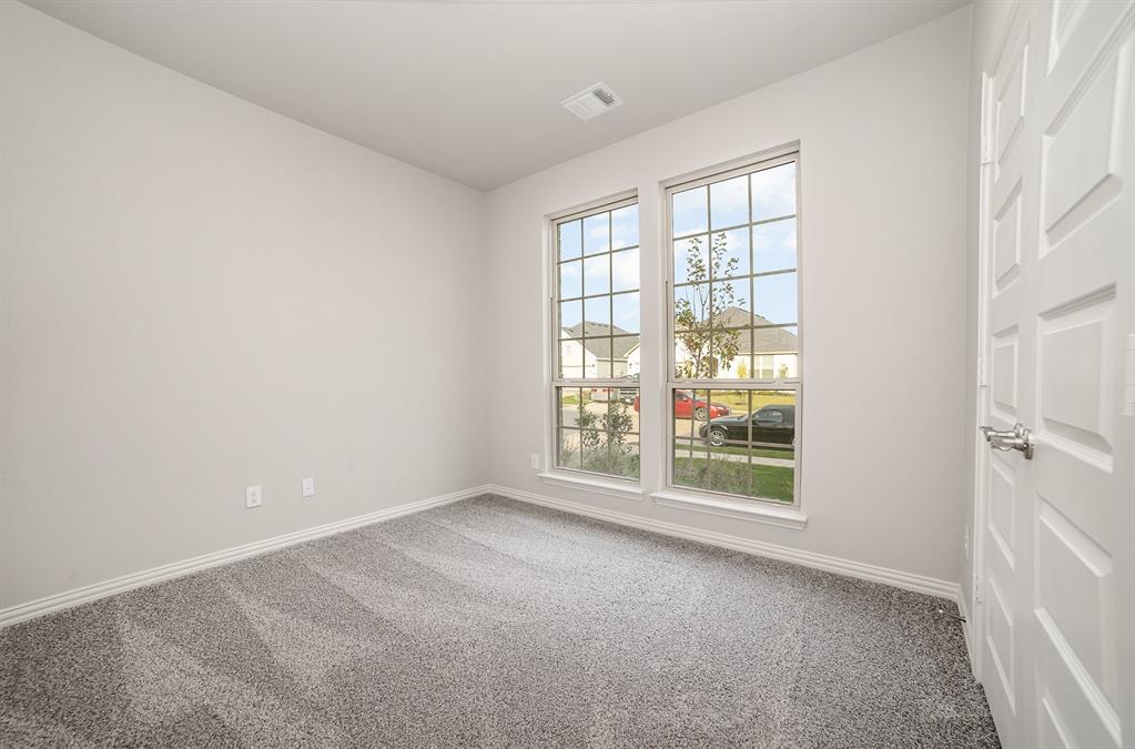 COURTS OF BONNIE BRAE - Residential